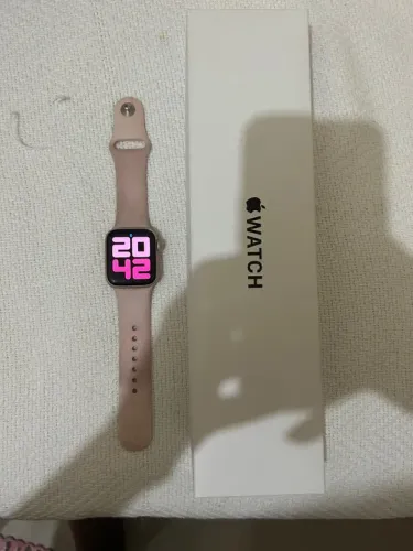 Apple Watch SE GPS + Cellular- Rosa Dourado