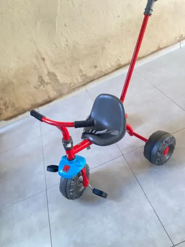 Triciclo/velocipe  infantil 