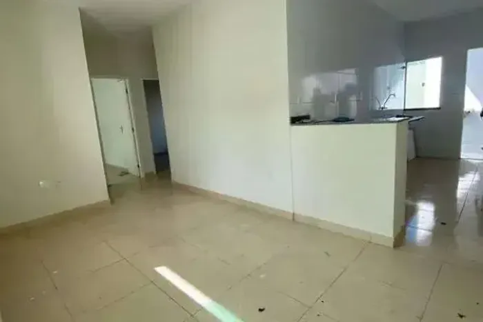 CASA A VENDA NA ÁGUAS LINDAS