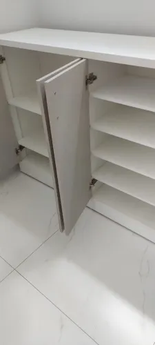 Armário multiuso em MDF