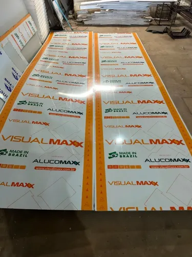 PLACAS DE ACM 5,0 x 1,20 BRANCAS E PRETAS 