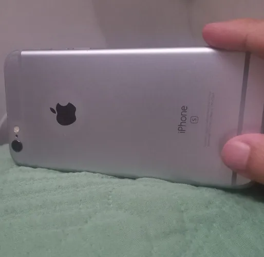 Iphone 6s - excelente estado.