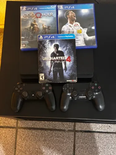 Ps4 Slim de 1Tb + 3 jogos