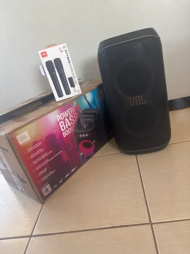 Vendo JBL Nova (com 20 dias de comprada)