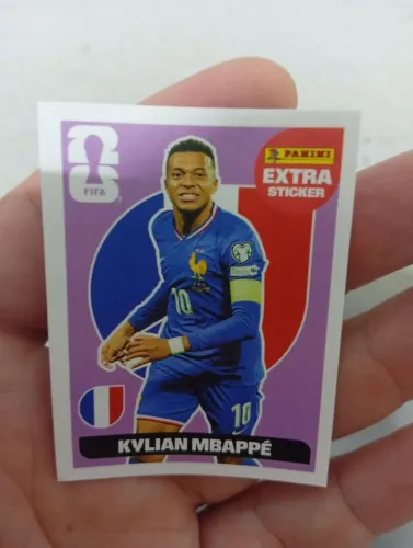 Kylian Mbappé Roxo Legend