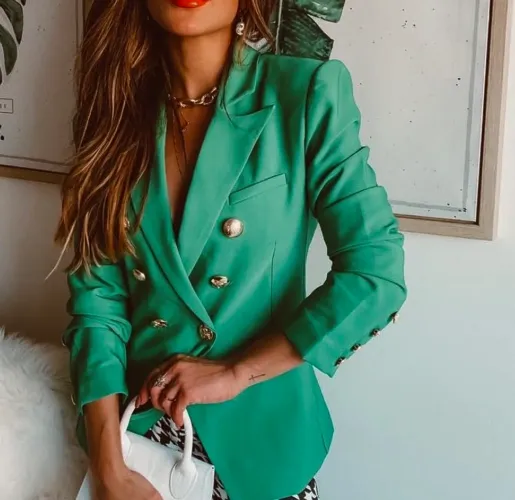 Blazer alfaiataria modelo Balmain verde