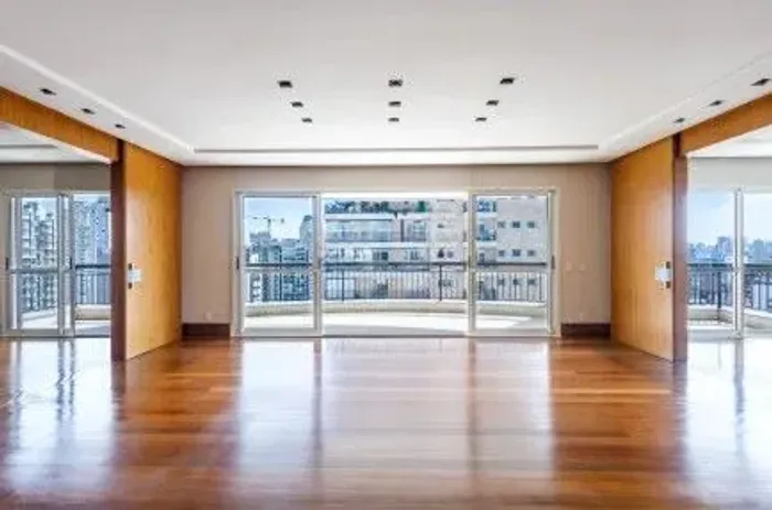 310 m², 3 suítes, 6 vagas  Apartamento sofisticado em andar alto em Moema Pássaros