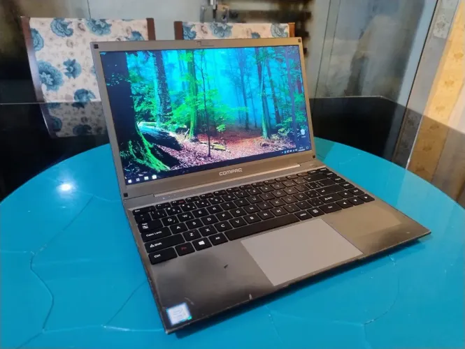 Notebook Compaq Core i3 Memória 4GB SDD256GB