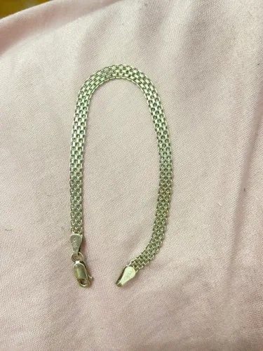 pulseira de prata 925 com malha estilo esteira ou Bismark, com fecho de mosquetão