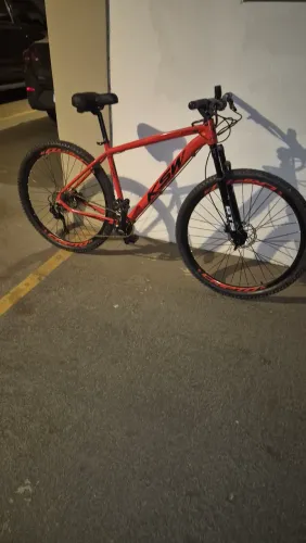 Bicicleta Aro 29 Freio hidraulico 9 Velocidades