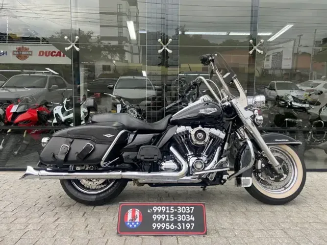 HARLEY-DAVIDSON ROAD KING CLASSIC FLHRC/ CUSTOM FLHRSI 2014