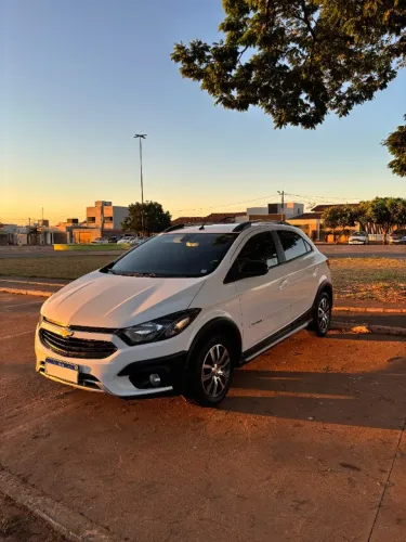 Chevrolet Onix Activ 1.4 8V Flex Aut. 4P 2018