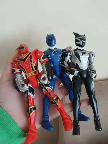 Bonecos Power Rangers Bandai