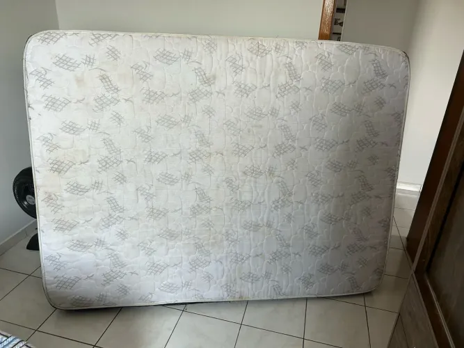 Vendo colchão D 33