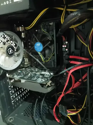 Kit placa mãe ddr4 mais processador i3 10100f e cooler 