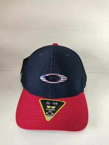 Boné Oakley fechado fechado tamanho Único 