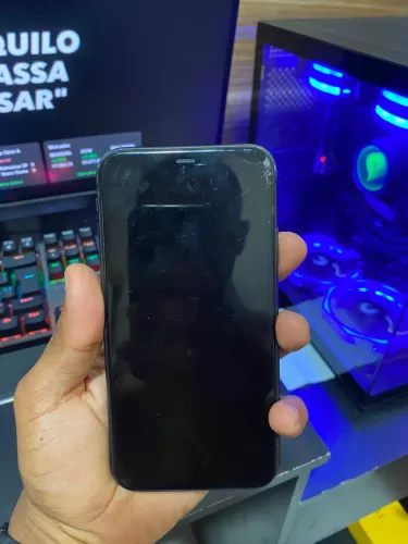 iPhone 11 preto