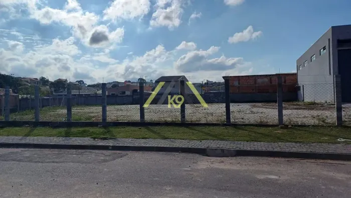 TERRENO COM BARRACÃO NO JARDIM OSASCO EM COLOMBO