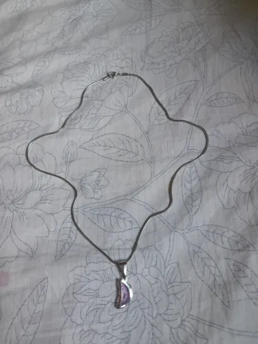 Cordão feminino de aço cirurgico