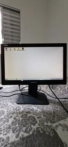 Monitor 19" Lenovo Thinkvision