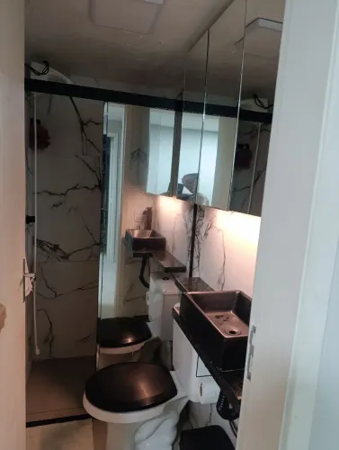 Cuba banheiro preta