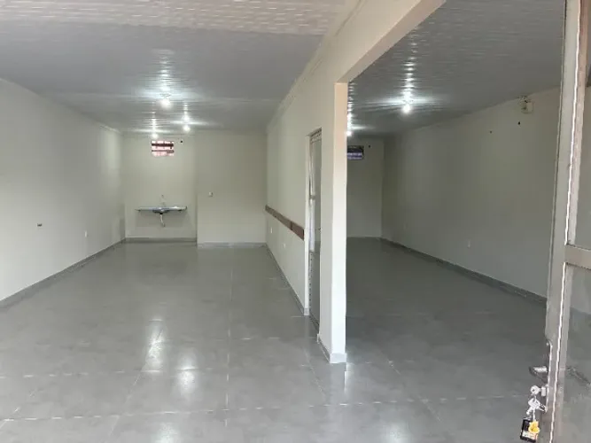 ponto comercial nos altos na br 316 ao lado Fórum de Castanhal 7.80x12,5 pra escritorio