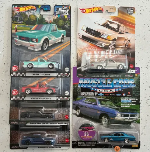 Lote miniaturas 1/64 Hotwheels & Johnny Lightning