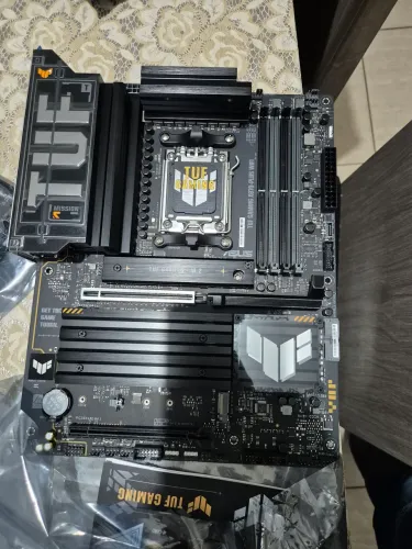 X870 plus tuf 