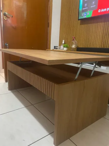 MESA DE CENTRO ARTICULADA