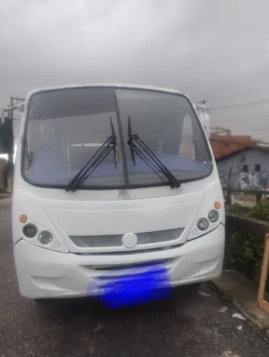 Vende-se Ônibus muito bom todo revisado se pegar pra trabalhar enterressados entrar 