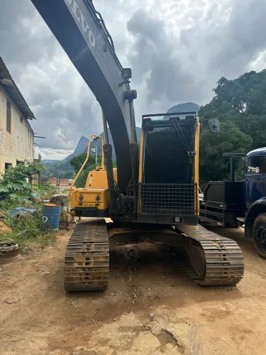 Escavadeira Volvo EC 140 B Prime