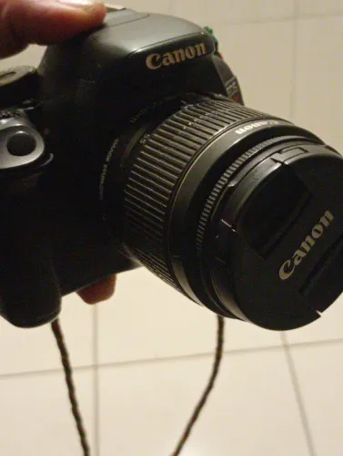 Cannon T3i usada mas boa