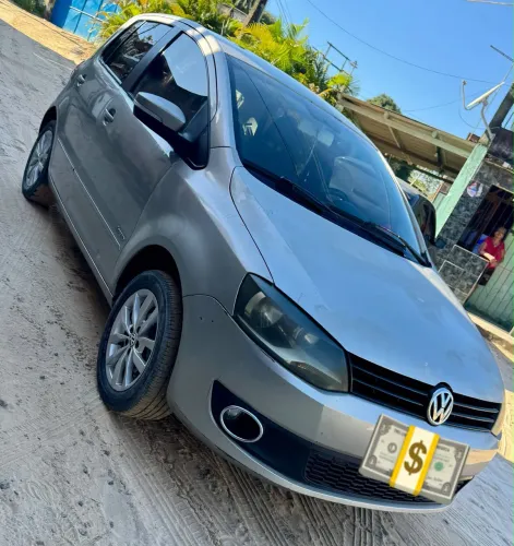 Volkswagen Fox 1.0 MI Total Flex 8V 5P 2012