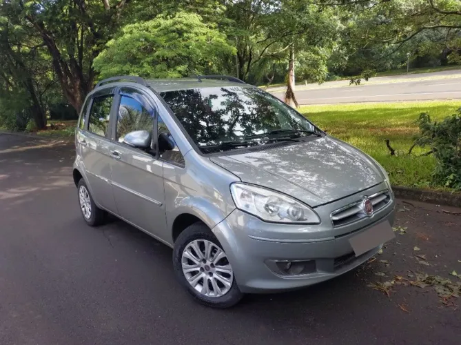 Fiat Idea Attractive 1.4 Fire Flex 8V 5P 2014