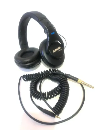 Fone profissional Shure, modelo DRH440, com alguns sinais de uso mas em excelente estado