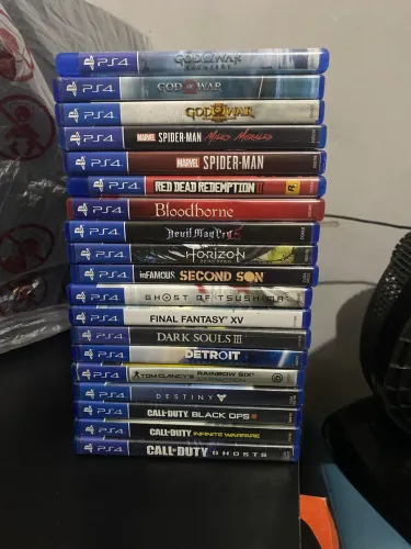 Lote de jogos de ps4 por 1500$ ,vendo separadamente também