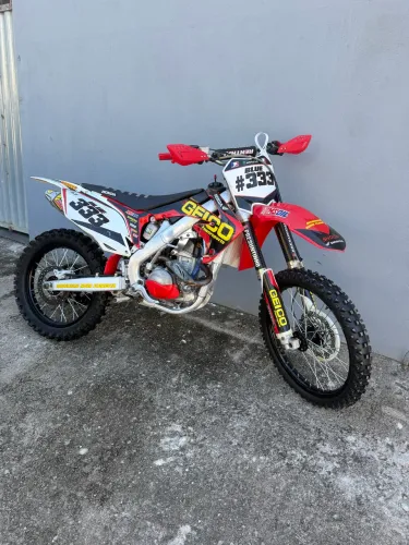 CRF 250R injetada 2011