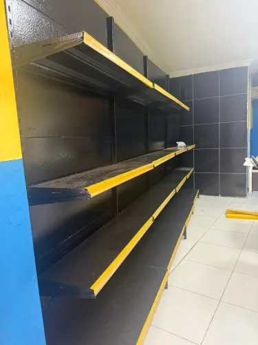 Gôndolas semi novas