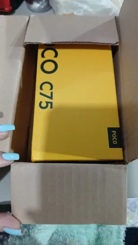 Celular novo c75 poco