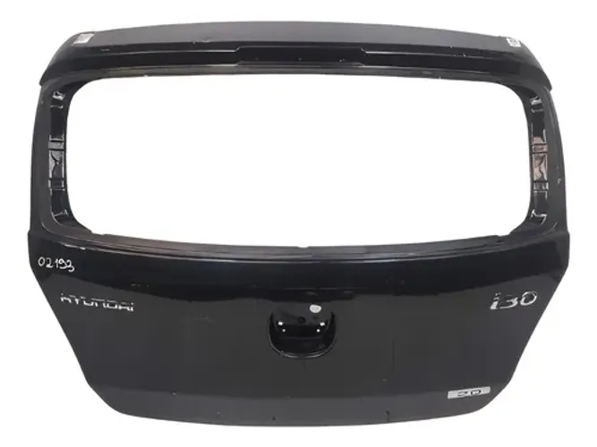 Tampa Traseira Hyundai I30 2009 2012 Preto Detalhe 02193