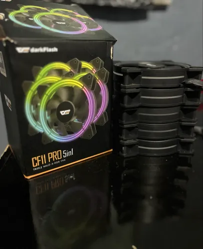 Vendo Cooler fan Aigo DarkFlash CF11Pro 3IN1 120mm RGB para gabinete 