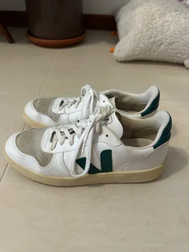 Tenis VERT branco 41