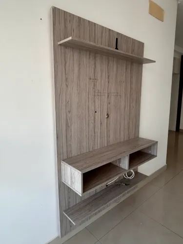 Rack cinza de MDF em ótimo estado 