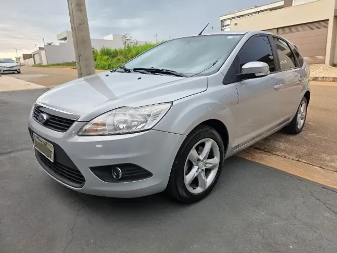 Ford Focus 1.6 S/se/se Plus Flex 8v/16v 5P 2011