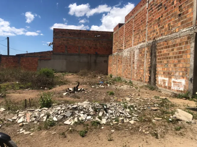 Terreno 7x20 em loteamento em São Gonçalo dos Campos