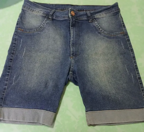 Bermuda jeans feminina tam 50 seminova ótimo estado