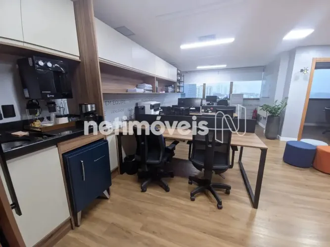 Conjunto de salas prontas para uso no Hangar Business  64 m²;, reformada!
