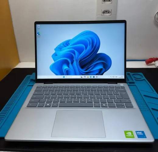 Notebook Dell Inspiron 14 5440 - Core 7
