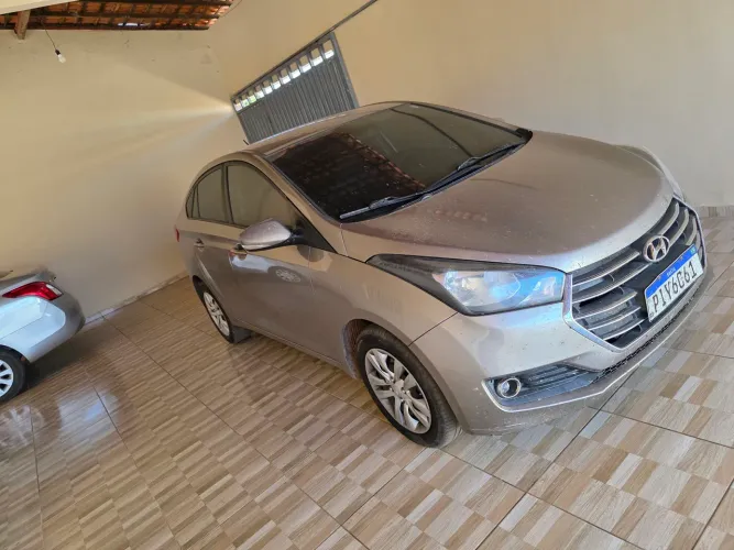 Hyundai HB20S C.plus/c.style 1.6 Flex 16V Mec.4p 2017