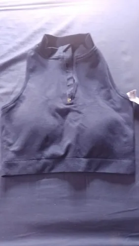 Vendo roupas novas